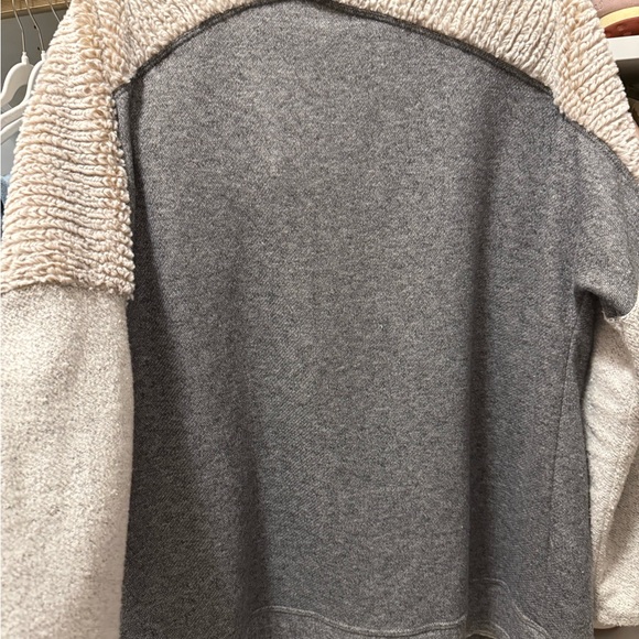 Anthropologie Amadi Gray CORA Cardigan Sweater size large - Picture 5 of 10